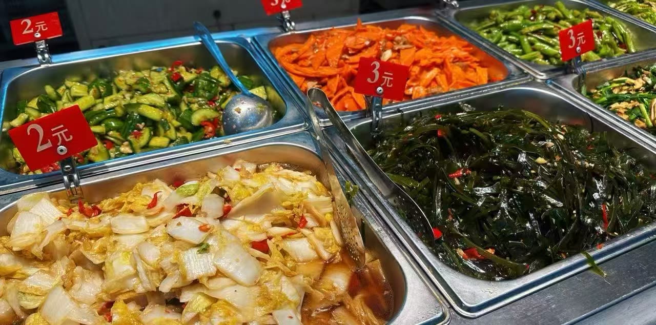 江西向上教育赣州校区餐食配套